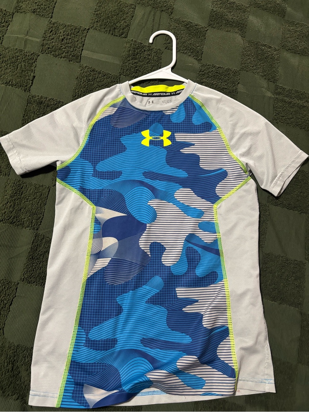 Under Armour Blue Camo Short Sleeve Rash Guard with Neon Yellow Logo
